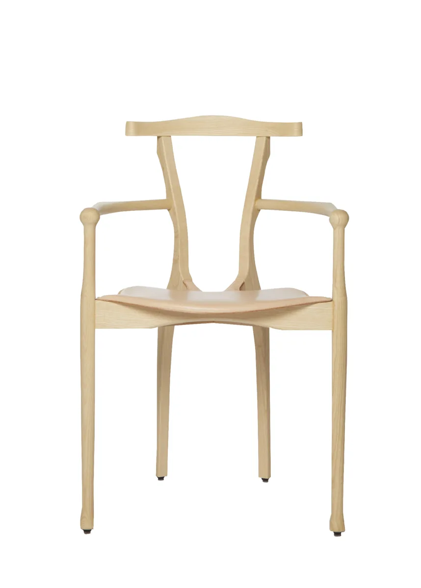 Gaulino Chair — gỗ và lớp hoàn thiện